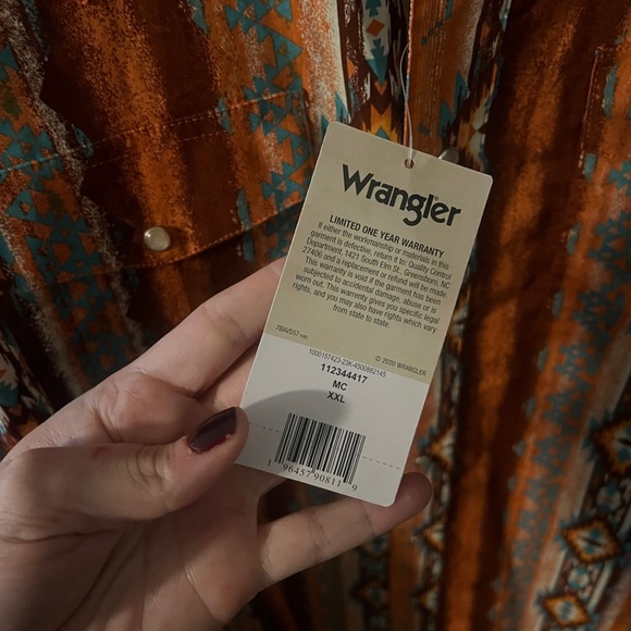 Men’s Wrangler Checotah Peal Snap Button Down - Picture 2 of 2